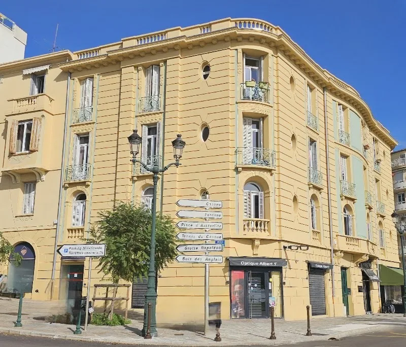 Studio 10 - Coiffure Ajaccio - Photo de couverture - OneBooking