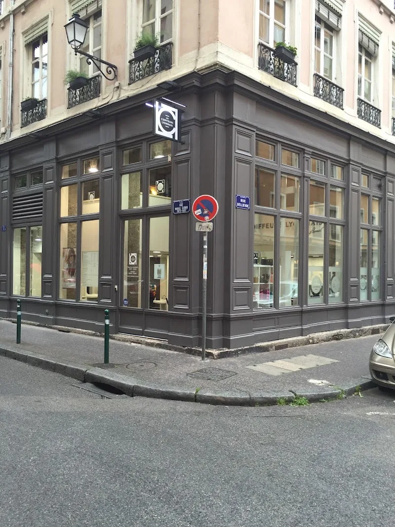 Les coiffeurs lyonnais - Coiffure Lyon - Photo de couverture - OneBooking