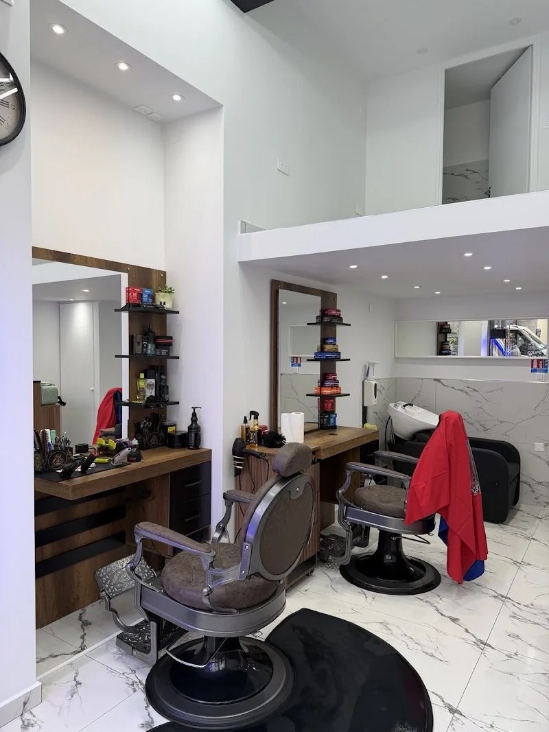BESSI COIFFEUR - Barbier Clermont-Ferrand - Photo de couverture - OneBooking