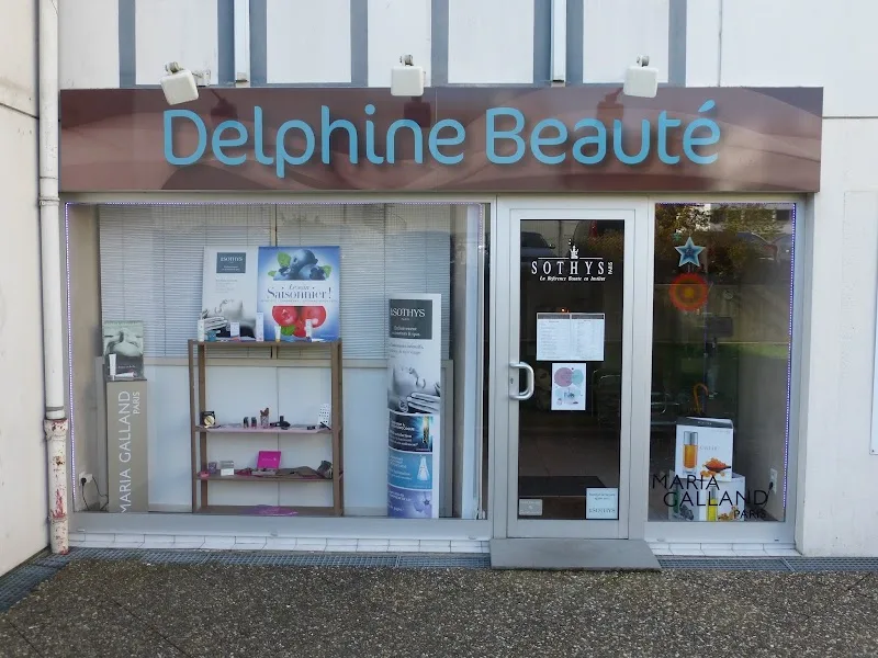 Delphine Muller Beauté - Onglerie Besançon - Photo de couverture - OneBooking