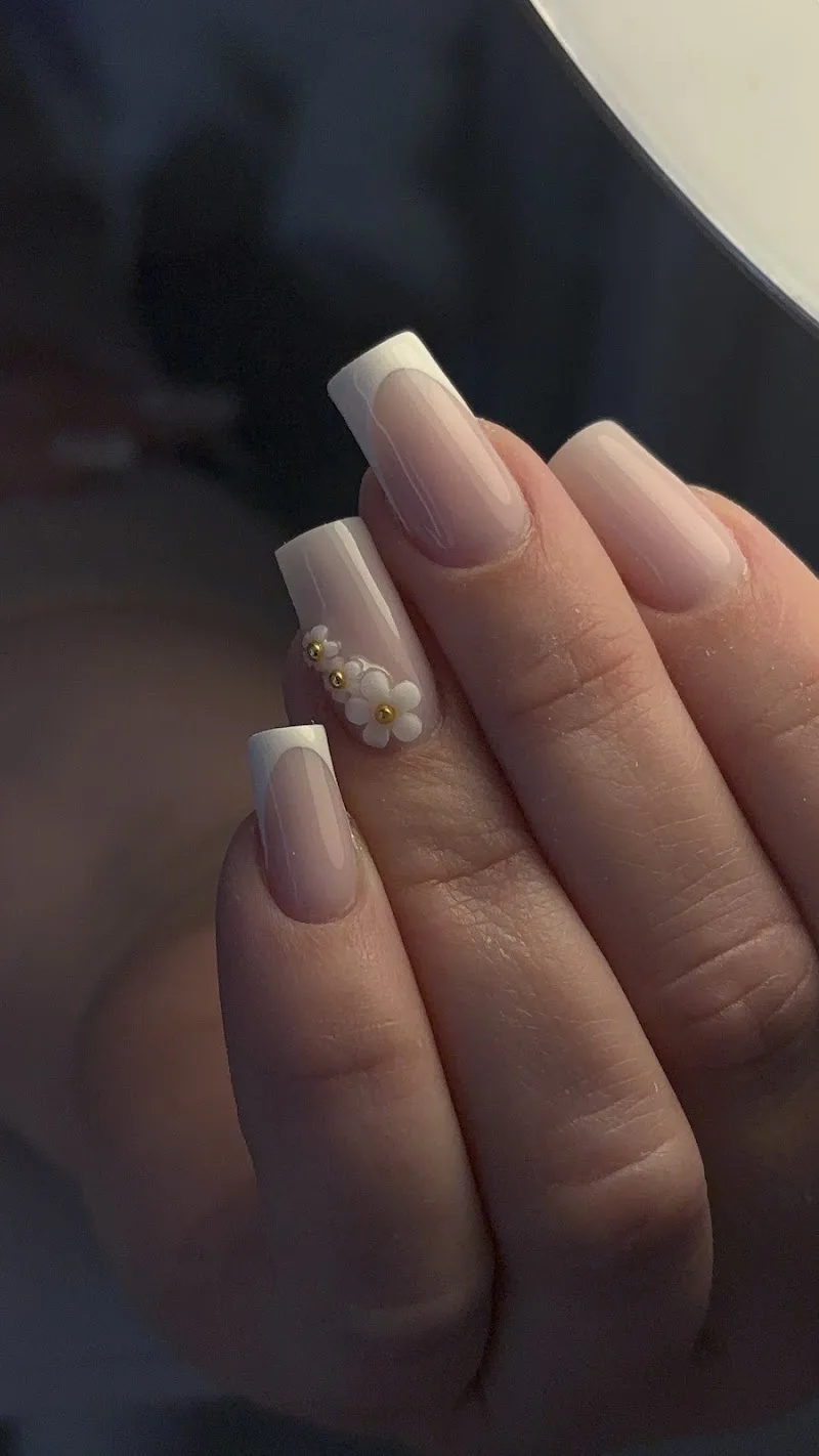 America Nails - Onglerie Auxerre - Photo de couverture - OneBooking