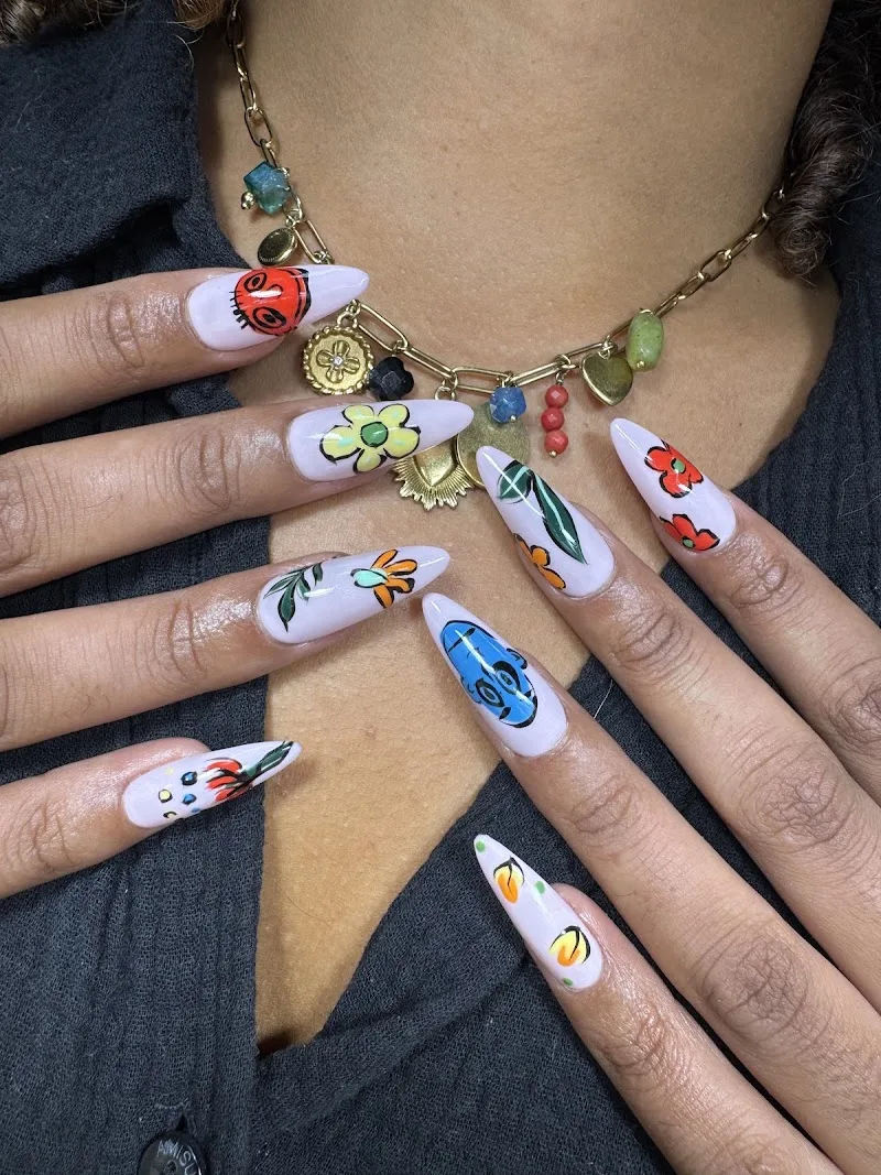 Okyr Nails