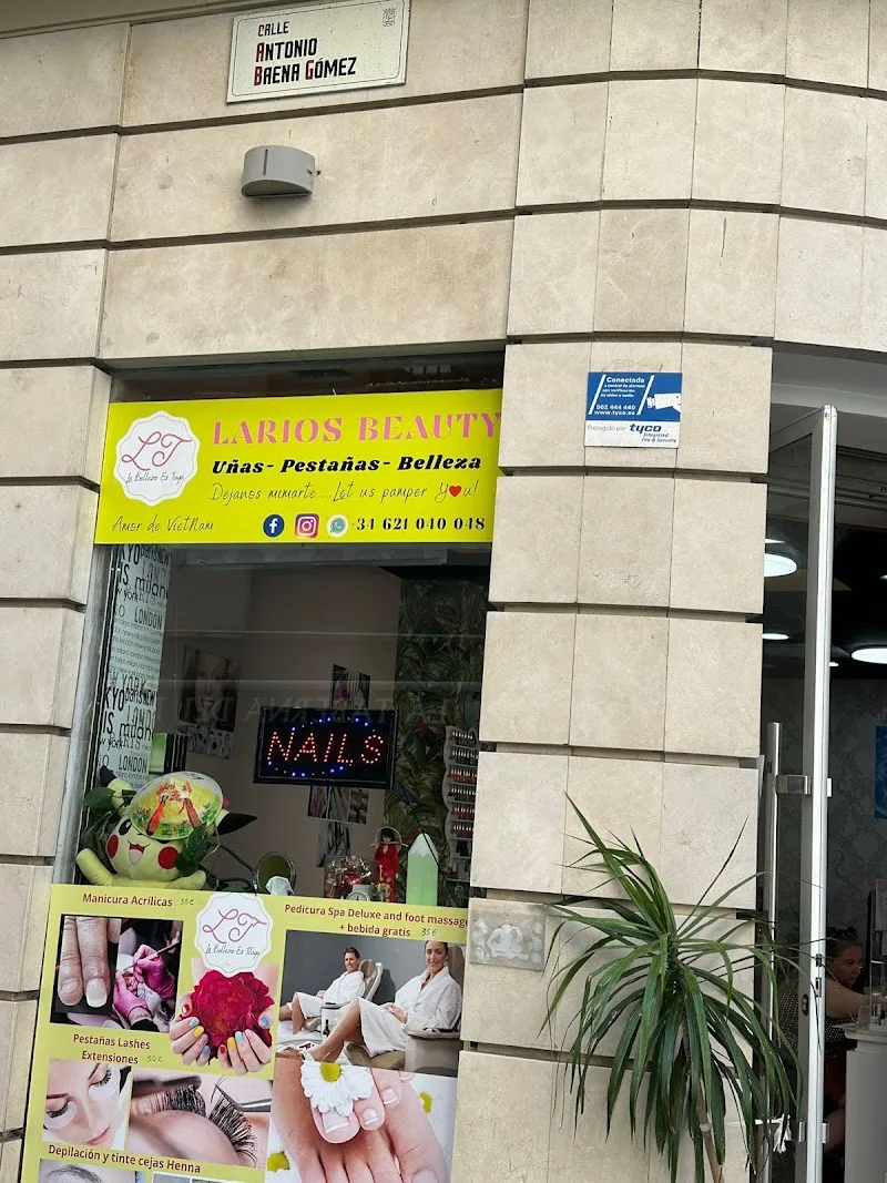 Larios Beauty Nails and Lashes in Málaga central - Institut de beauté Málaga - Photo de couverture - OneBooking