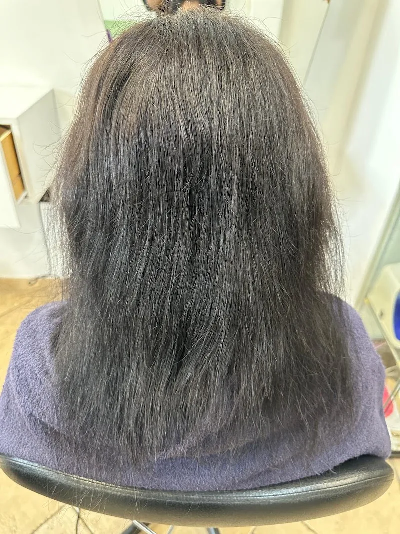 Mandy's Extension - Coiffure Latina - Photo de couverture - OneBooking