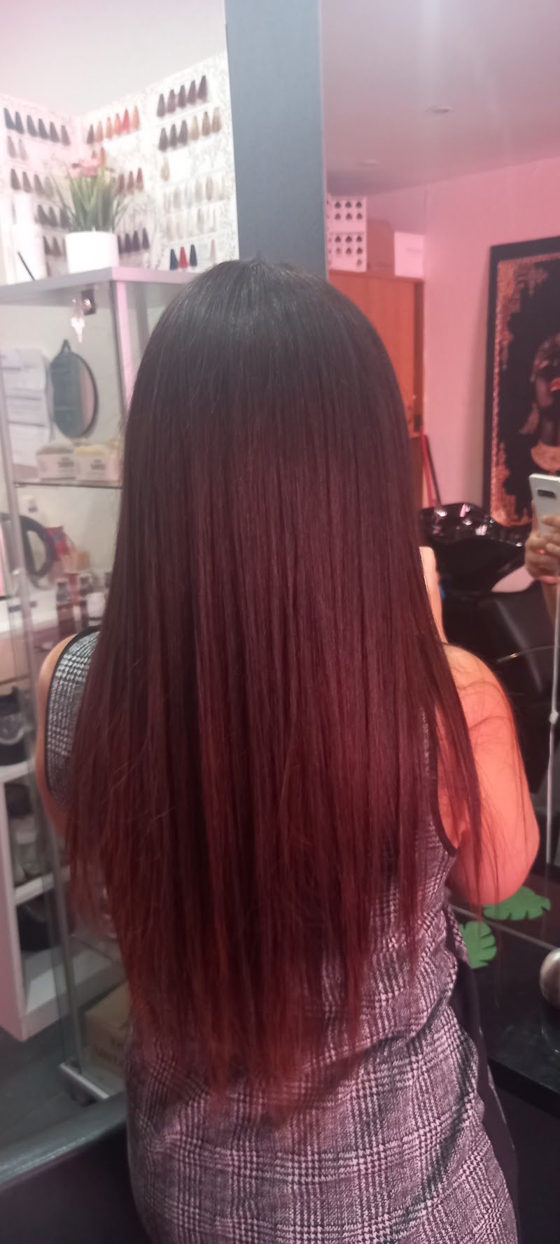 Houda's Hair & beauty salon