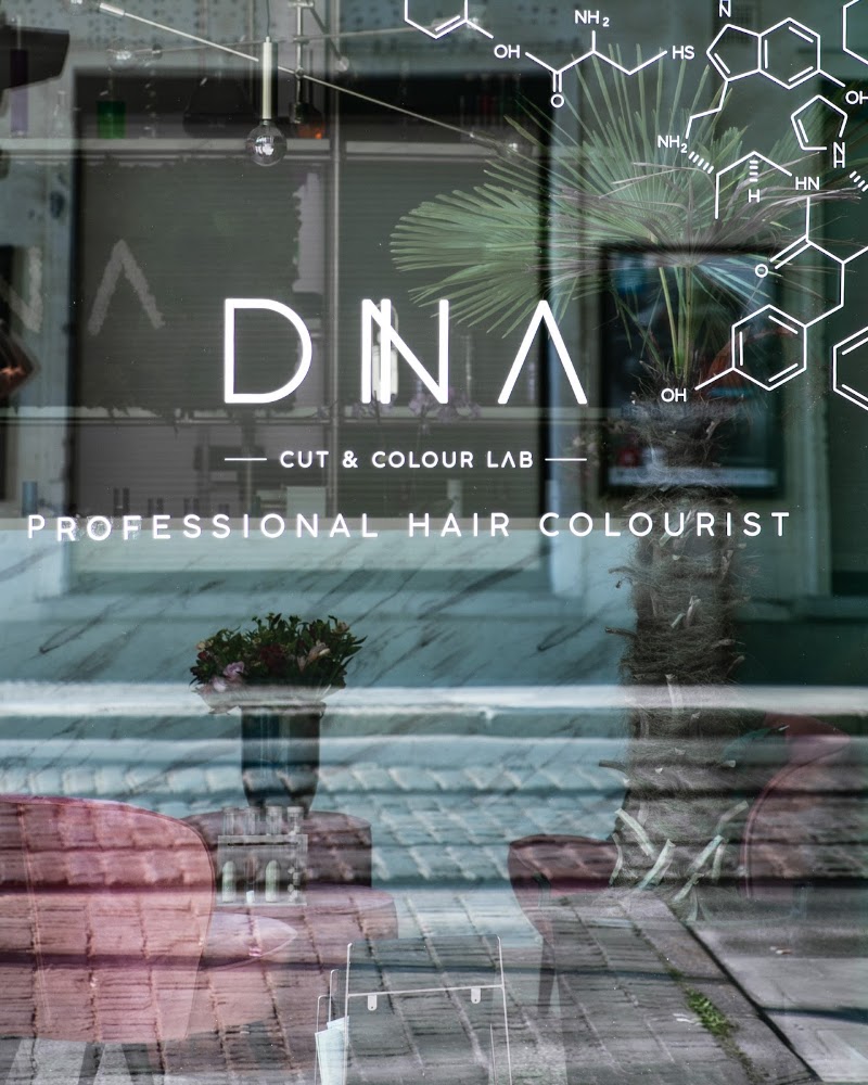 DNA Cut & Colour Lab