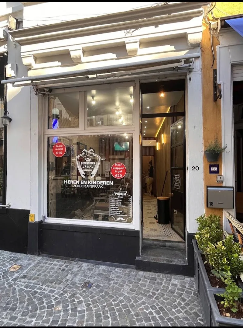 Downtown Barbershop - Institut de beauté Bruges - Photo de couverture - OneBooking