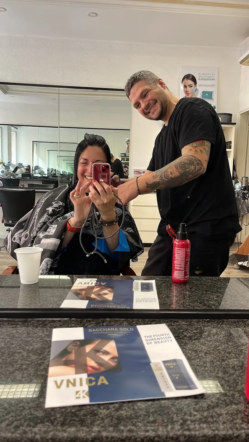 De Luca Coiffeur - Coiffure Rome - Photo de couverture - OneBooking