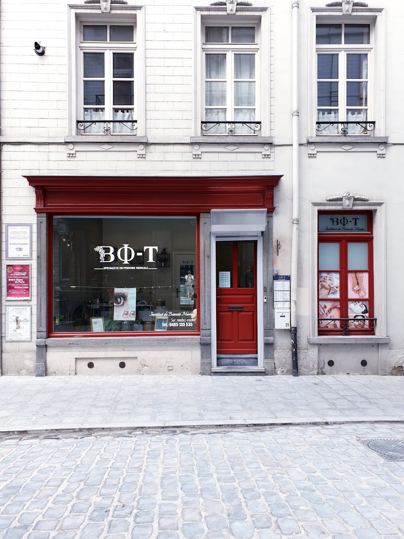 BO-T Institut de beauté mixte. Pédicure médicale