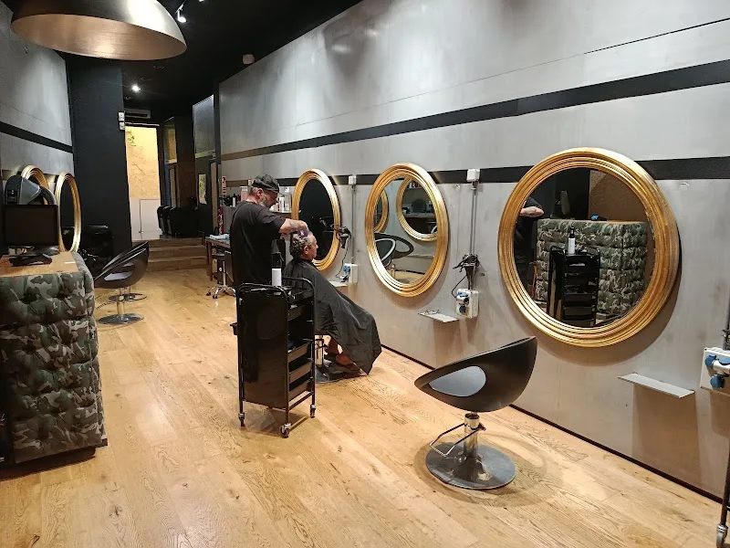 Momo Pelos - Coiffure Palma De Mallorca - Photo de couverture - OneBooking