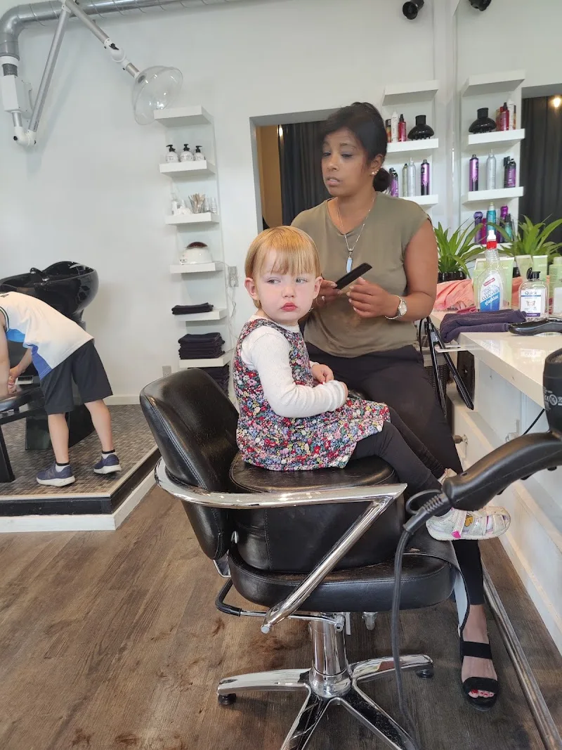 Frisør Hos Peter Aalborg - Coiffure Aalborg - Photo de couverture - OneBooking