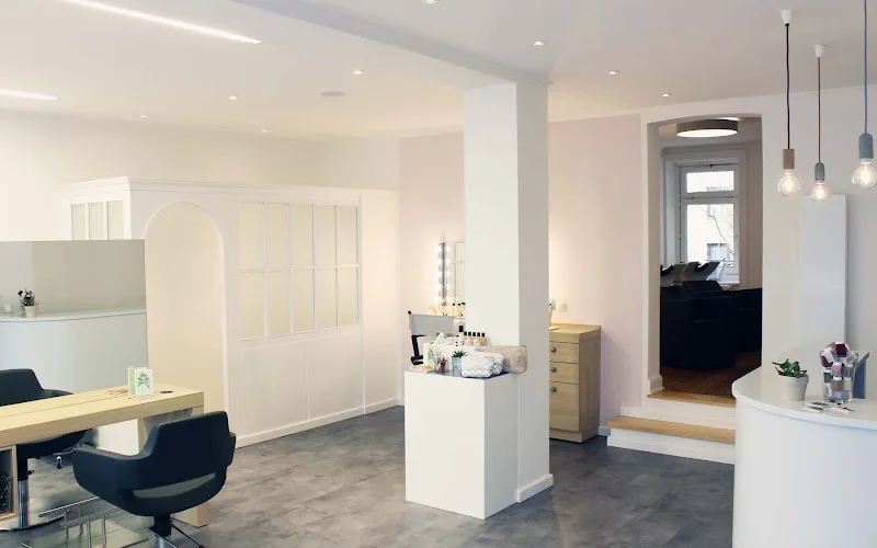 agi& coiffure - Coiffure Hamburg - Photo de couverture - OneBooking