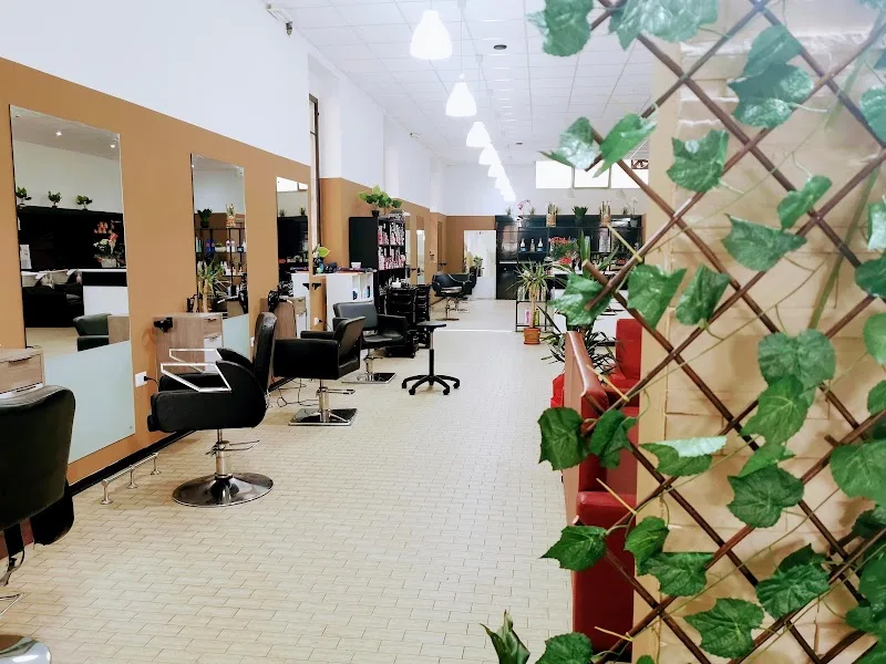 UHAIR Parrucchieri - Coiffure Forlì - Photo de couverture - OneBooking
