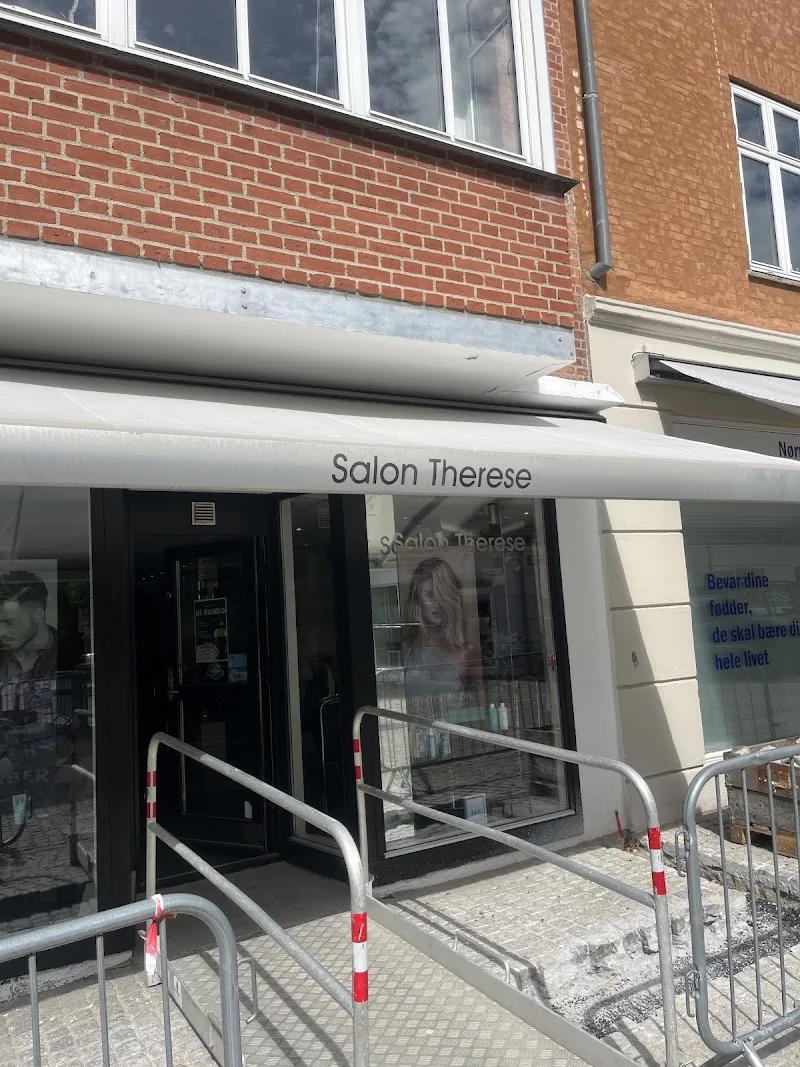 Salon Therese