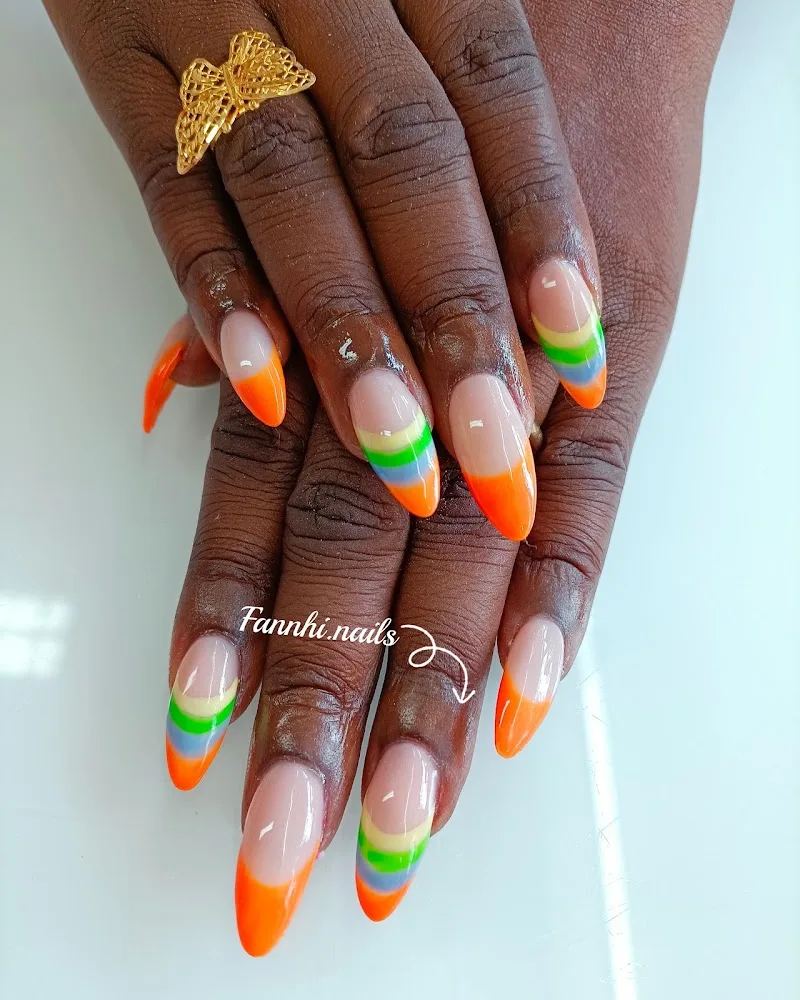Fannhi Graphie Beauté - Onglerie Nantes - Photo de couverture - OneBooking