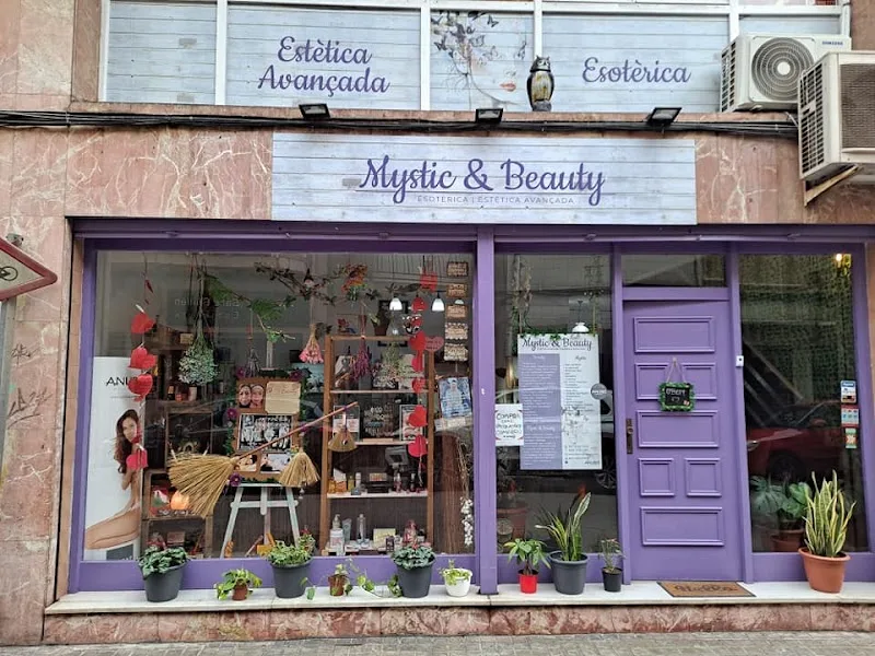Mystic&Beauty centro de Estética en Badalona - Institut de beauté Badalona - Photo de couverture - OneBooking