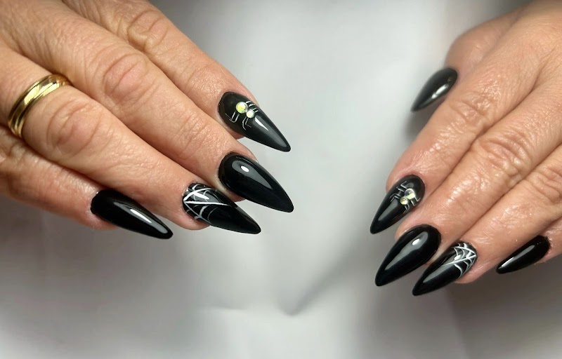 Nails Studio & Beauty Elena Hurtado - Institut de beauté Leganés - Photo de couverture - OneBooking