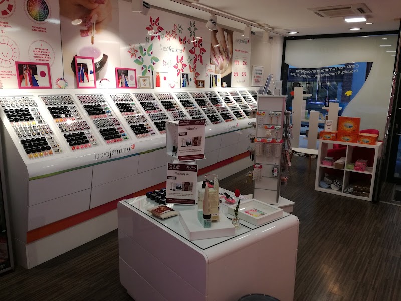 Linea Femina - Grossiste et formations en faux ongles gel- VPs - Institut de beauté Mons - Photo de couverture - OneBooking