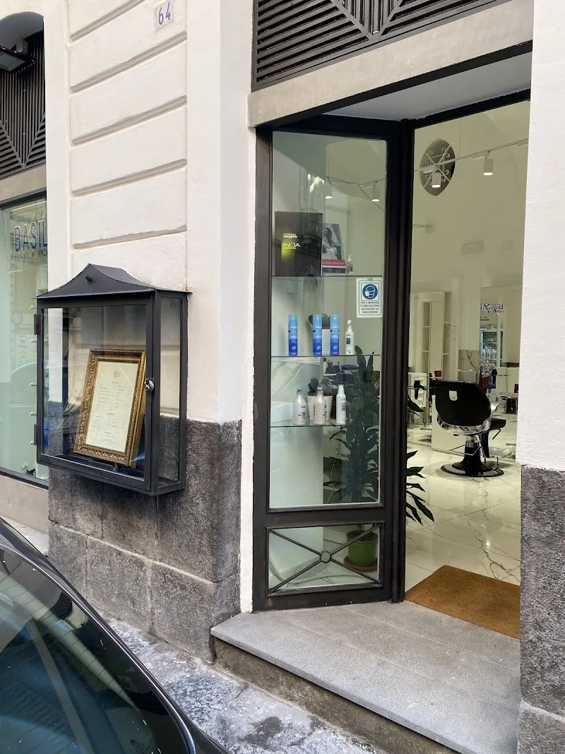Basile Hair Point Man Woman - Catania - Coiffure Catania - Photo de couverture - OneBooking