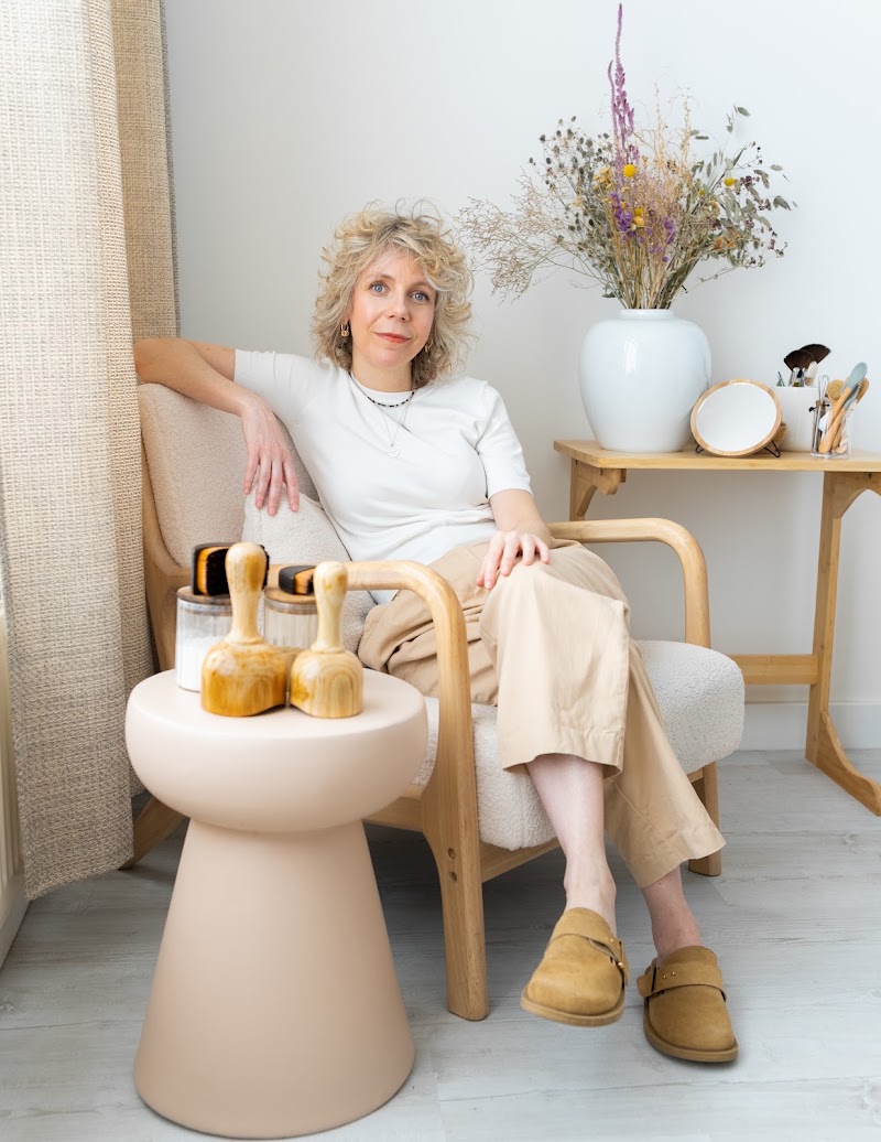 Gaëlle AM Facialiste / praticienne drainage Renata França