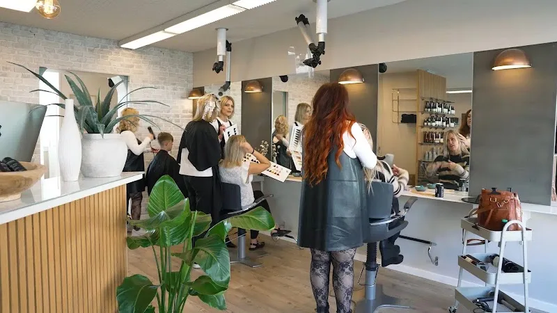 Hair Vision By Sofie Ø ApS - Coiffure Viborg - Photo de couverture - OneBooking