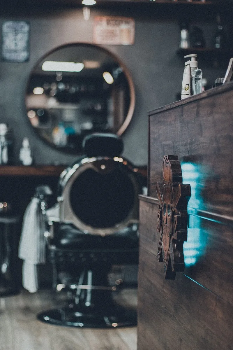 Straight Edge Barbershop - Coiffure Oslo - OneBooking
