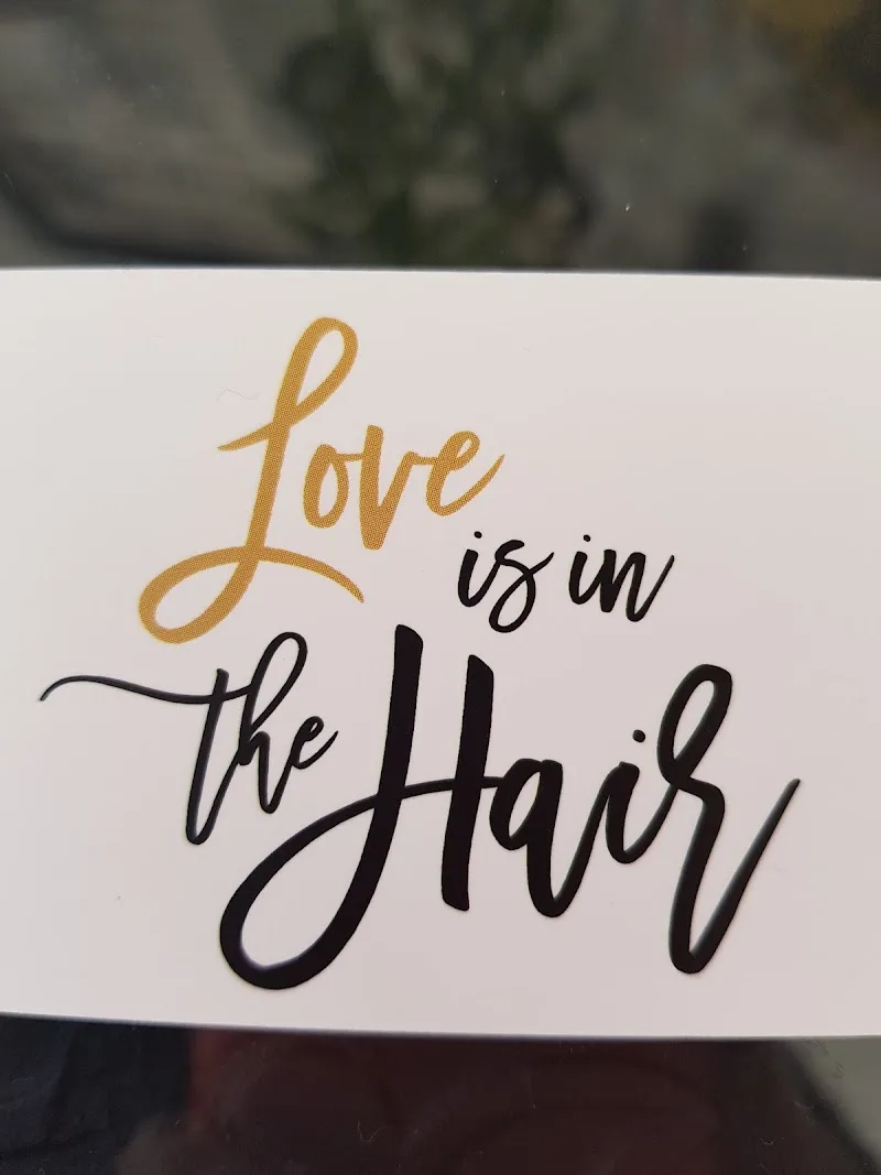 Love is in The Hair - Coiffure Brussels - Photo de couverture - OneBooking
