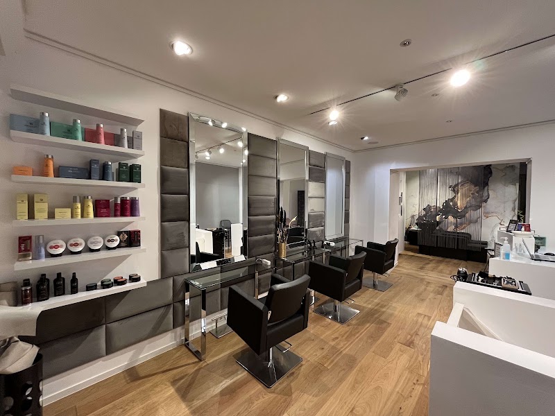 D.K. Hairlounge