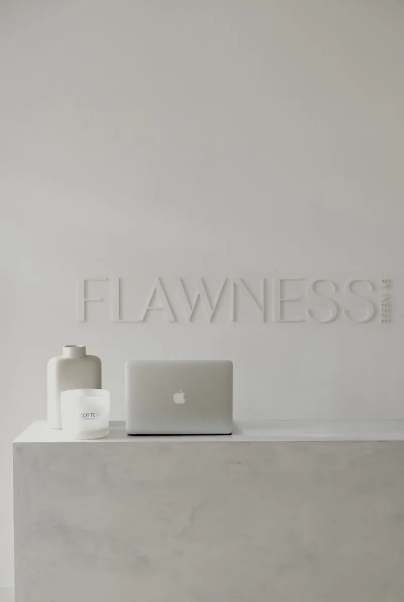 FLAWNESS