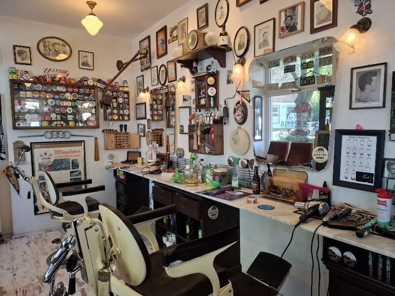 Cut Corner Hair & Barbershop