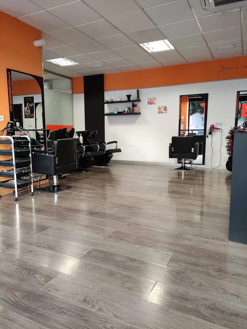 PLC, Peluquerías Low Cost - Coiffure Almería - Photo de couverture - OneBooking