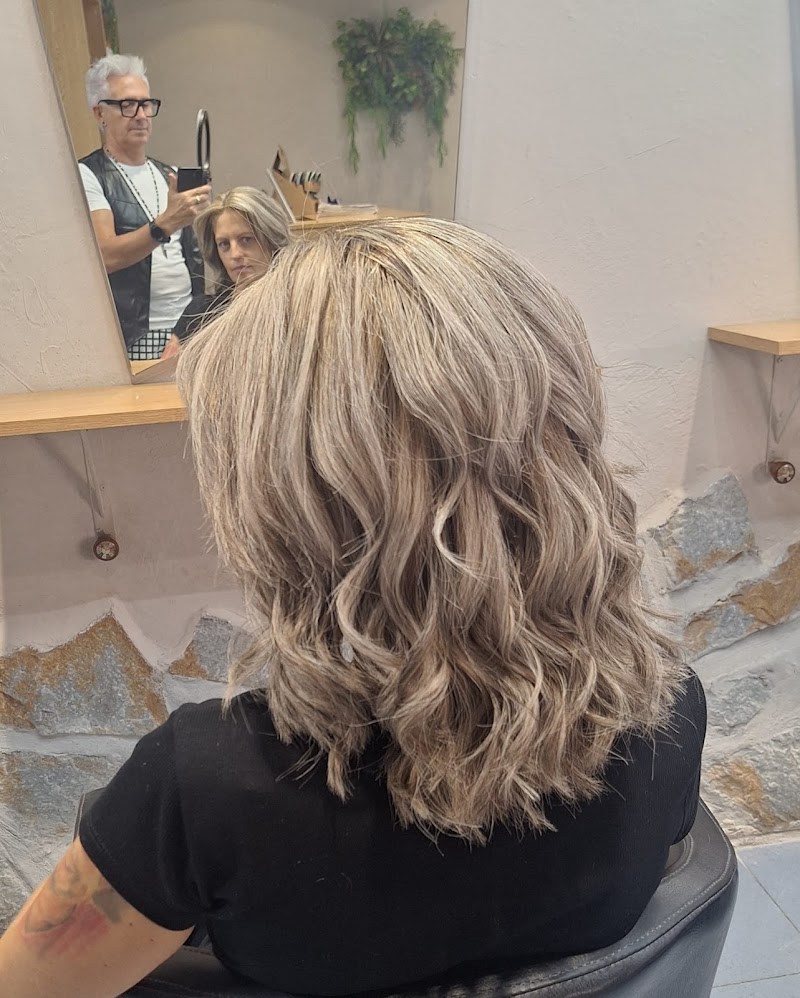 Peluquería Alicante Ángel Gracia - Coiffure Alicante - Photo de couverture - OneBooking