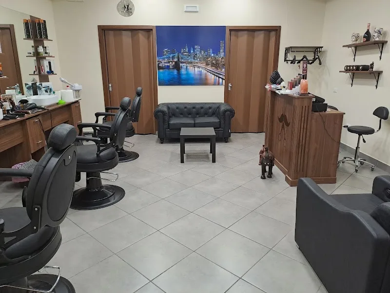 Barber shop vintage Catania - Coiffure Catania - Photo de couverture - OneBooking