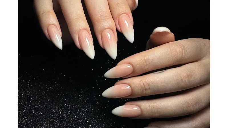 Mahi Beauty Salon - Coiffure Budapest - Photo de couverture - OneBooking