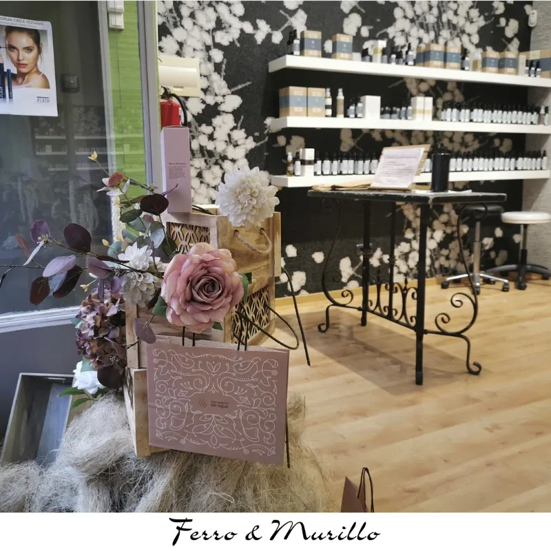Salón de Belleza Natural Ferro & Murillo “Secretos del Agua - Coiffure Bilbao - Photo de couverture - OneBooking