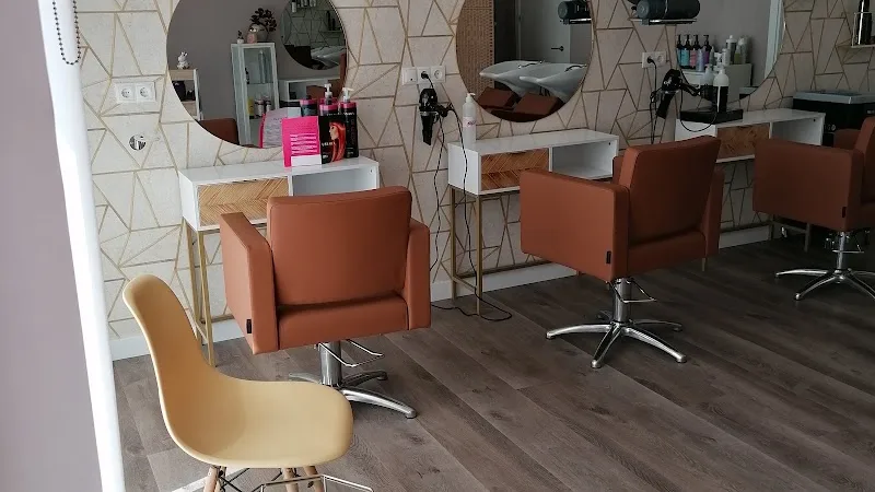 Salón de Peluquería Serendipity - Coiffure Cartagena - Photo de couverture - OneBooking