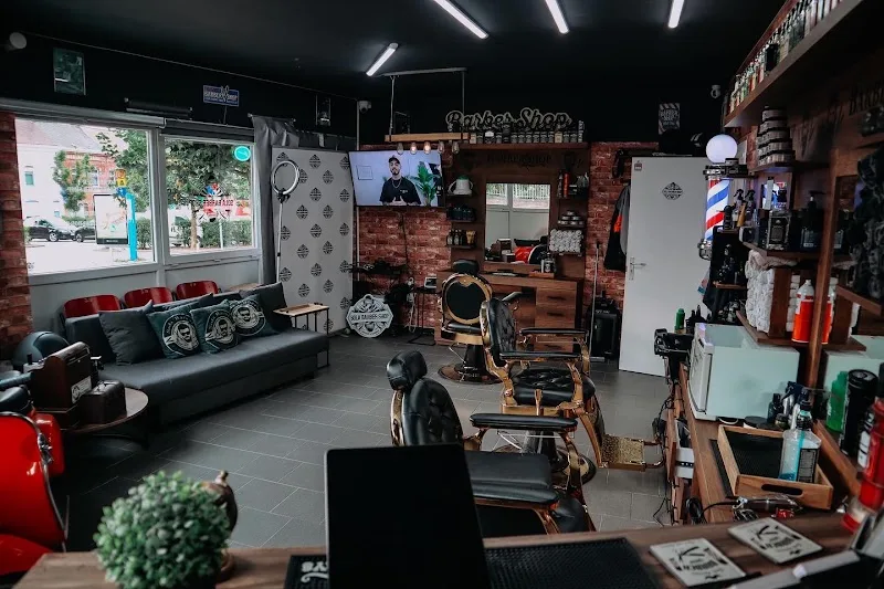 SolaBarber' Shop