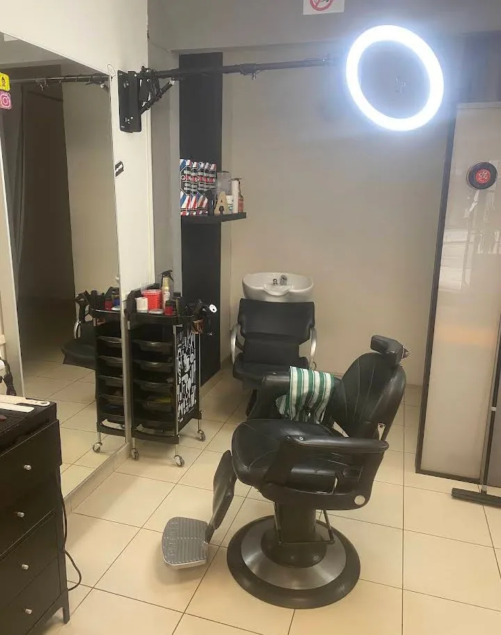 L’HOMME Kapsalon - Coiffure Ostend - Photo de couverture - OneBooking