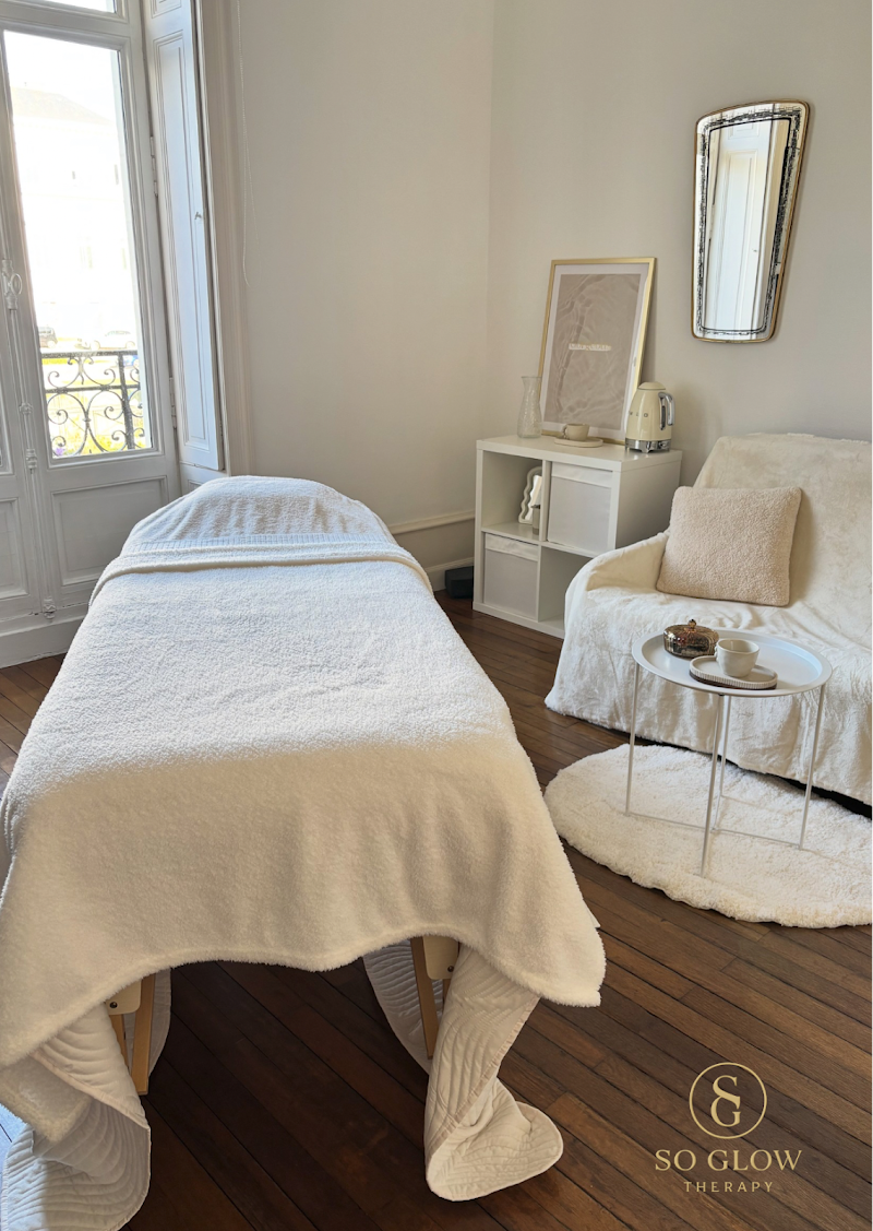 So Glow Therapy • Massages & rituels féminins pour glow-up • Nantes
