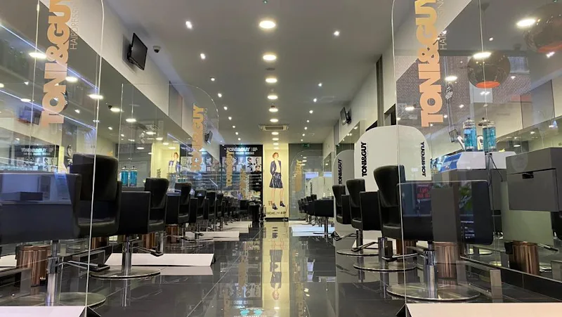 TONI&GUY Oxford - Coiffure Oxford - Photo de couverture - OneBooking
