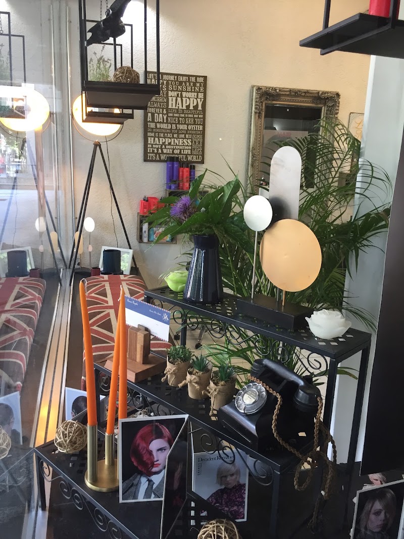 London Hair Studio - Coiffure London - Photo de couverture - OneBooking