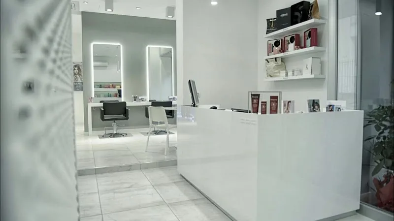 Centro Degrade Giugliano di Nicola Ciaramella - Coiffure Giugliano In Campania - Photo de couverture - OneBooking
