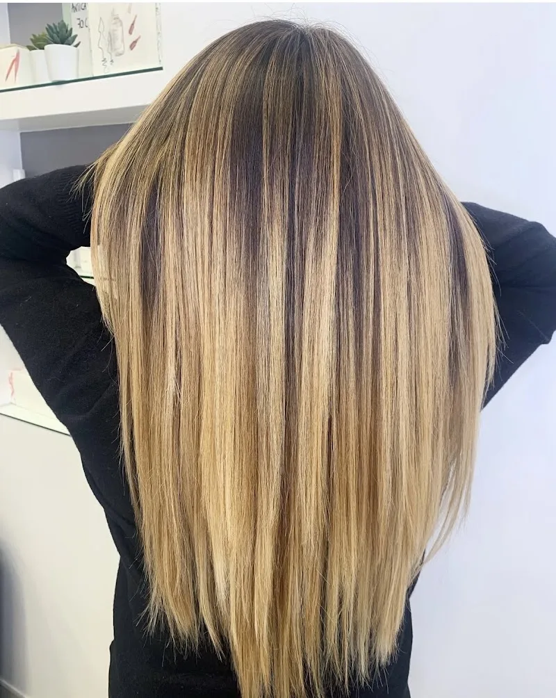 Teste Matte Unisex - Coiffure Genoa - Photo de couverture - OneBooking