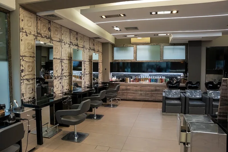 Forlì Parrucchieri di Stefano e Igor - Coiffure Forlì - Photo de couverture - OneBooking