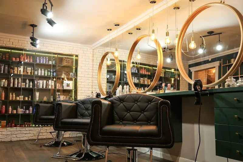 Salon Nicole's - Coiffure Focșani - Photo de couverture - OneBooking