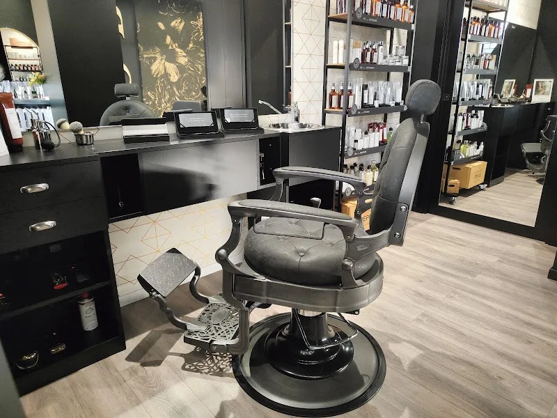nOiR Salon di Enrico Tanzi - Coiffure Latina - Photo de couverture - OneBooking