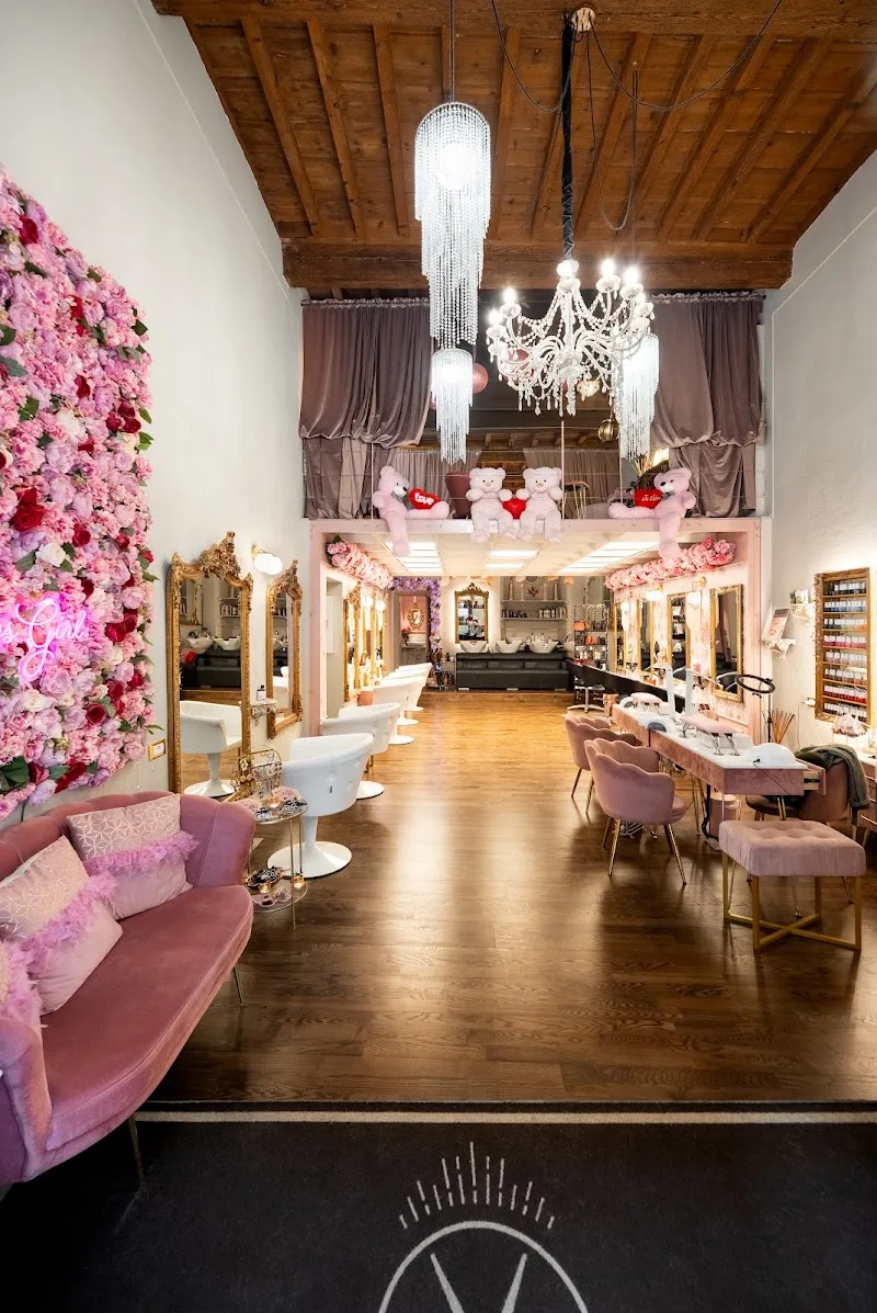 ILYOS Hair&Nail Spa - Coiffure Florence - Photo de couverture - OneBooking