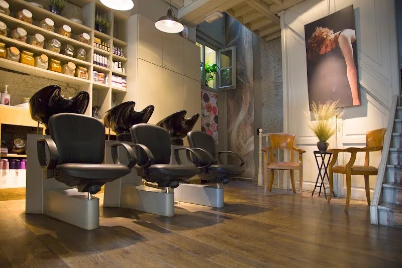 Salon Velasquez Bruxelles - Coiffure Brussels - Photo de couverture - OneBooking