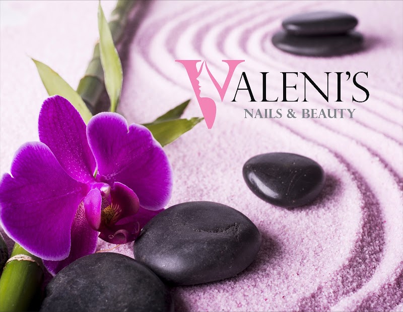 Valeni's Nails & Beauty - Granada - Institut de beauté Granada - Photo de couverture - OneBooking