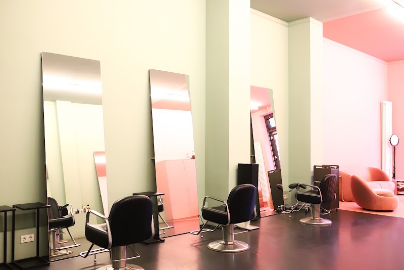 AMYWHO Friseur